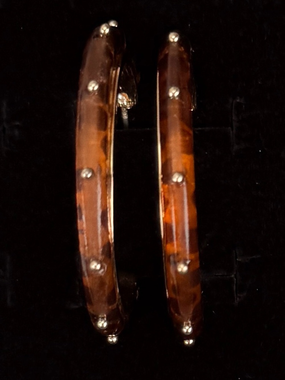 Vintage goldtone and brown tortoise shell pierced hoop earrings